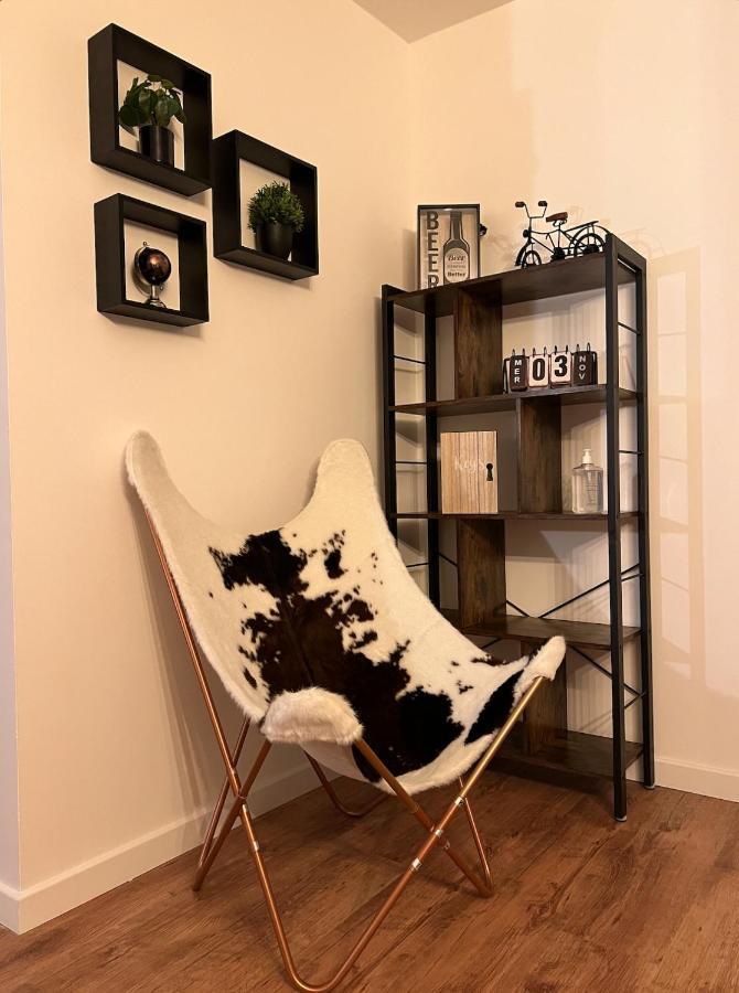 Apartamento Beau T3 Style Industriel N20 Orly Paris Wifi Underground Industry La Ville-du-Bois Exterior foto